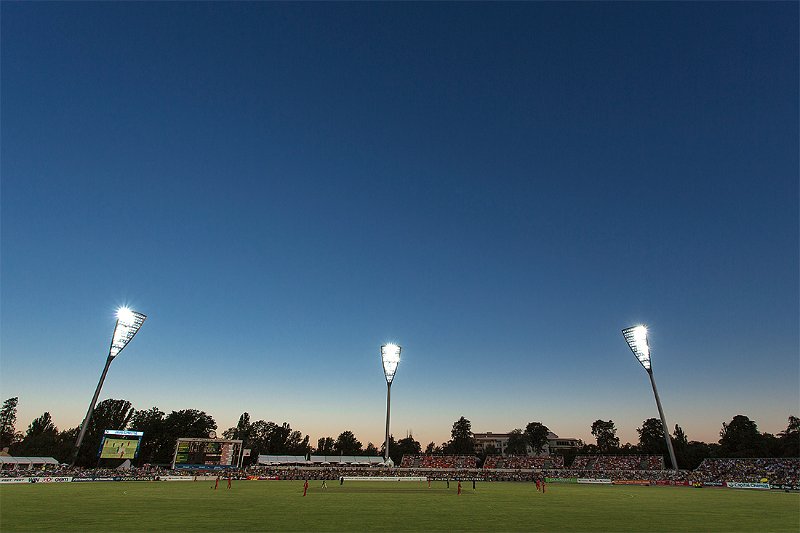 manuka lights3.jpg